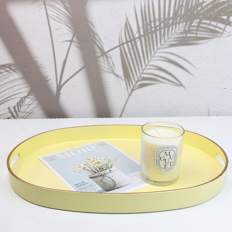 Plateau de service jaune ovale en plastique