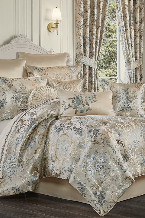Jillian Collection