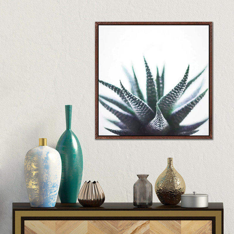 Green Topaz Plant 1 Piece Wall Art on Canvas, 45.72 cm H x 45.72 cm W, Classic Wood Floater Framed