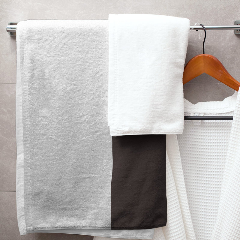 Bath Towel, White/Dark Brown