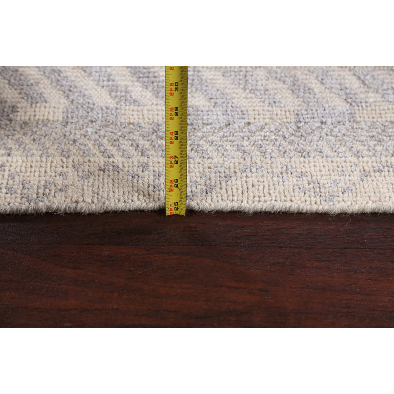 Lynea One-of-a-Kind 5'1'' X 8'1'' New Age Wool Area Rug in