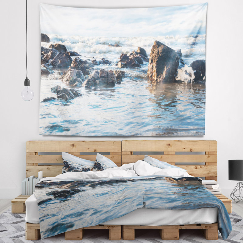 Tapisserie bleu rocky seaside seascape, H 32 po x l 39 po