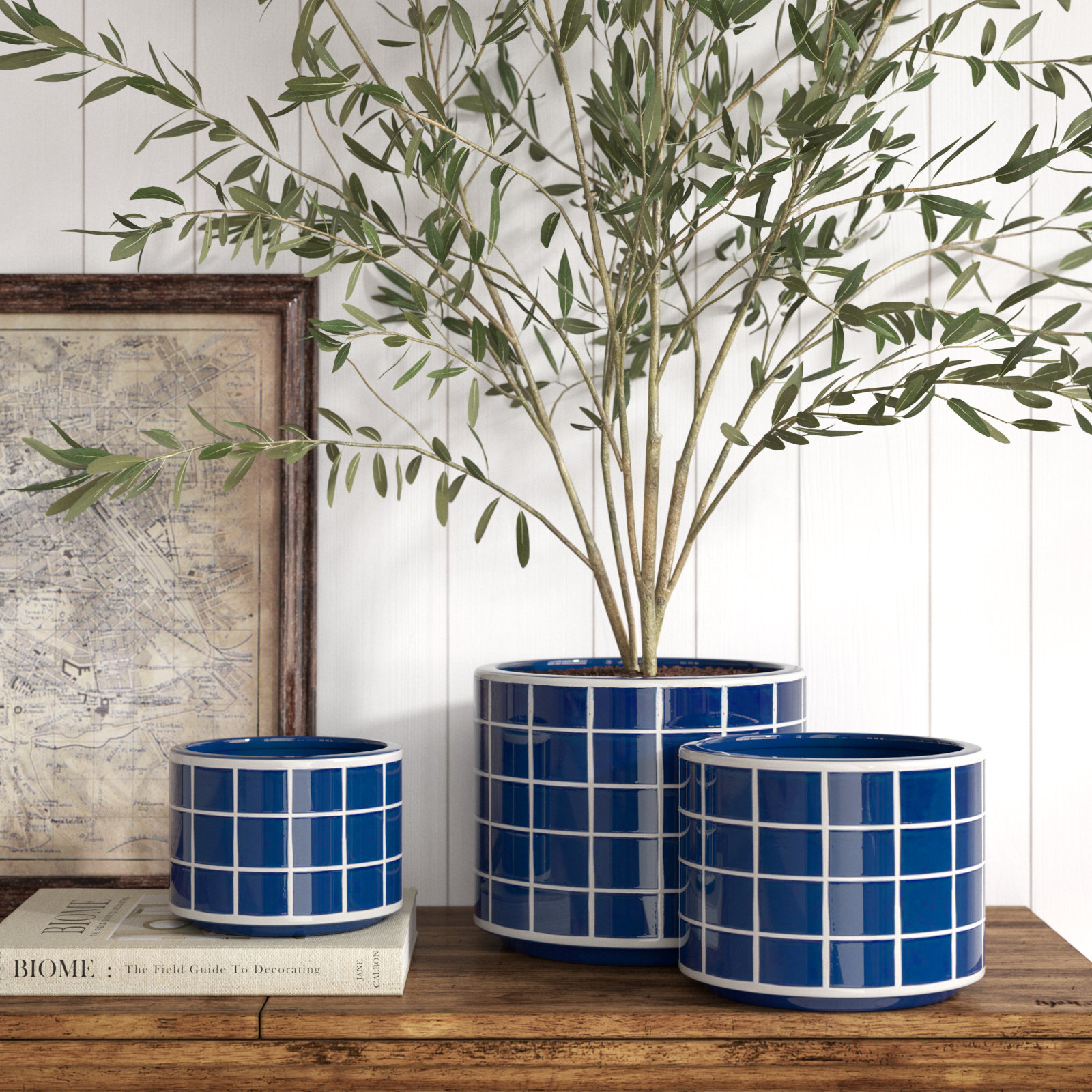 Crete Table Vase, Blue/White