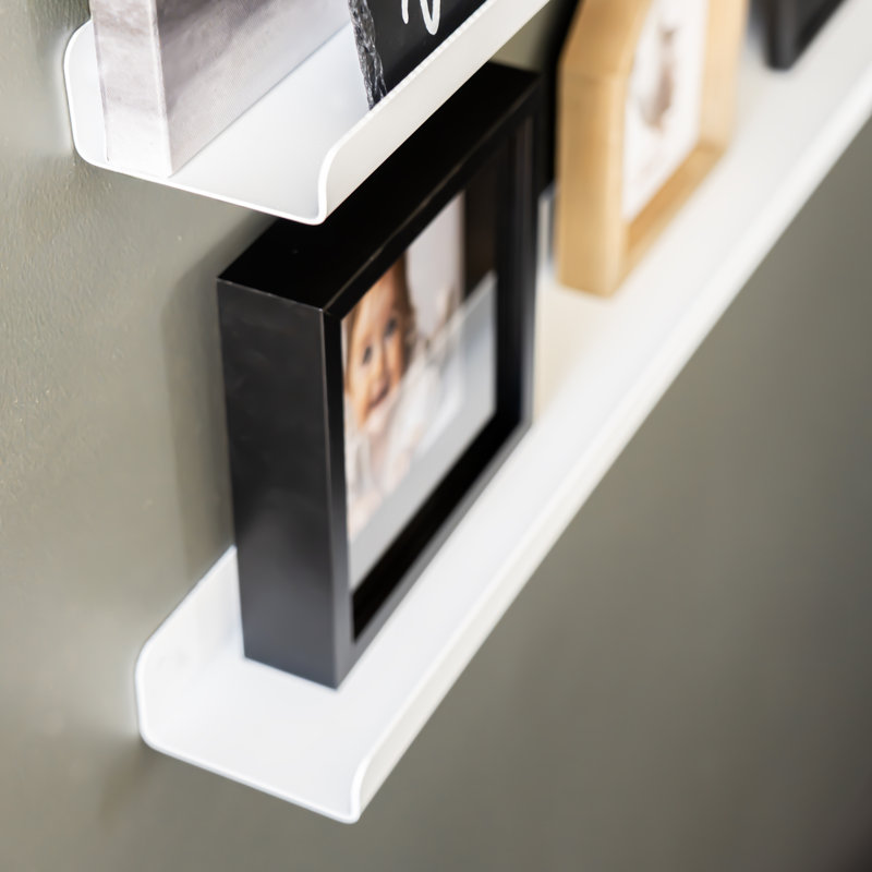 Picture Ledge, 60"W / 4"D / 2"H, Black