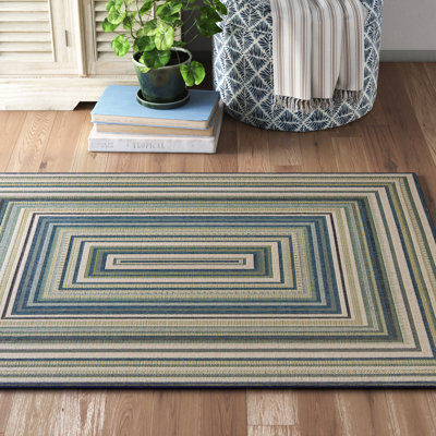 Tavion Geometric Indoor / Outdoor Rug