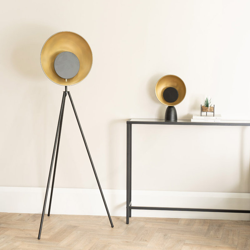 Neibert Metal Table Lamp, Black