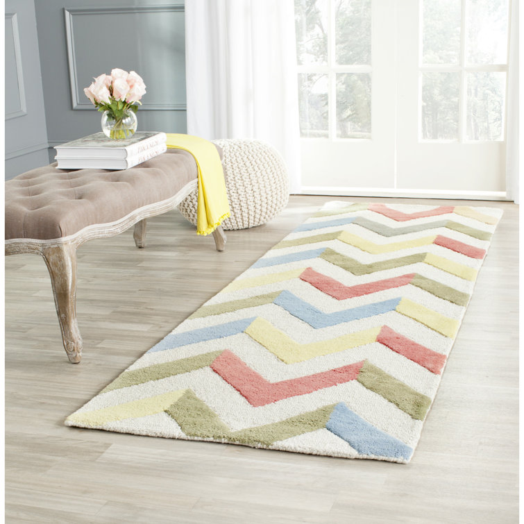 Ellicott Hand Tufted Wool Chevron Rug