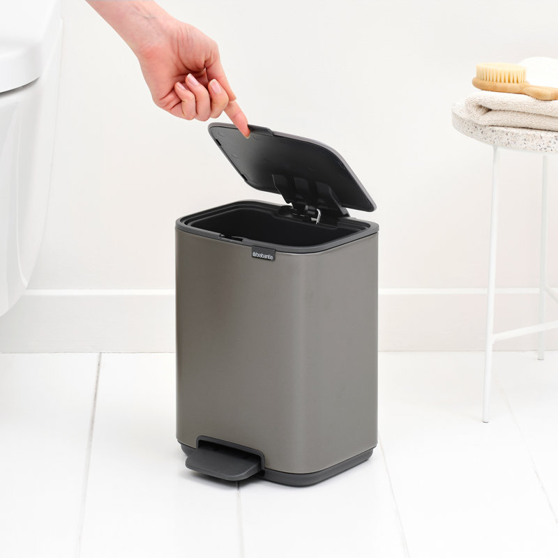 Brabantia Bo Pedal Bin, 4 L, Platinum, 26.8cm H x 19.9cm W x 20.8cm D