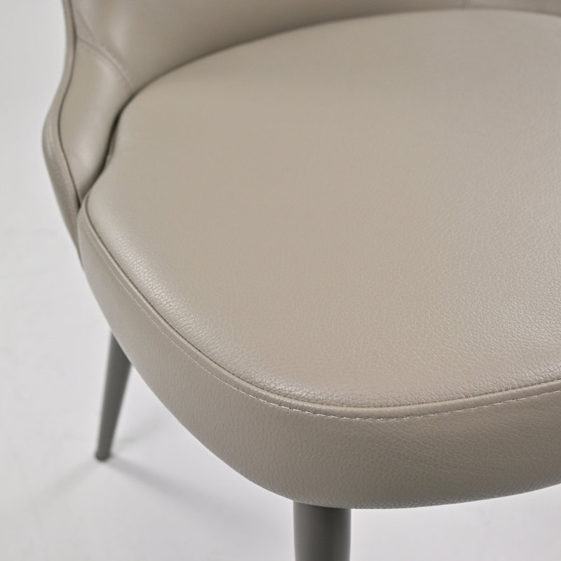 Chaise d'appoint rembourrée en cuir Iyeshia, Gris