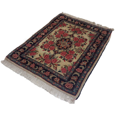 Tapis beige / rose / brun en laine / coton à motif floral fait à la main de 1 pi 7 po x 2 pi 2 po Rhenda