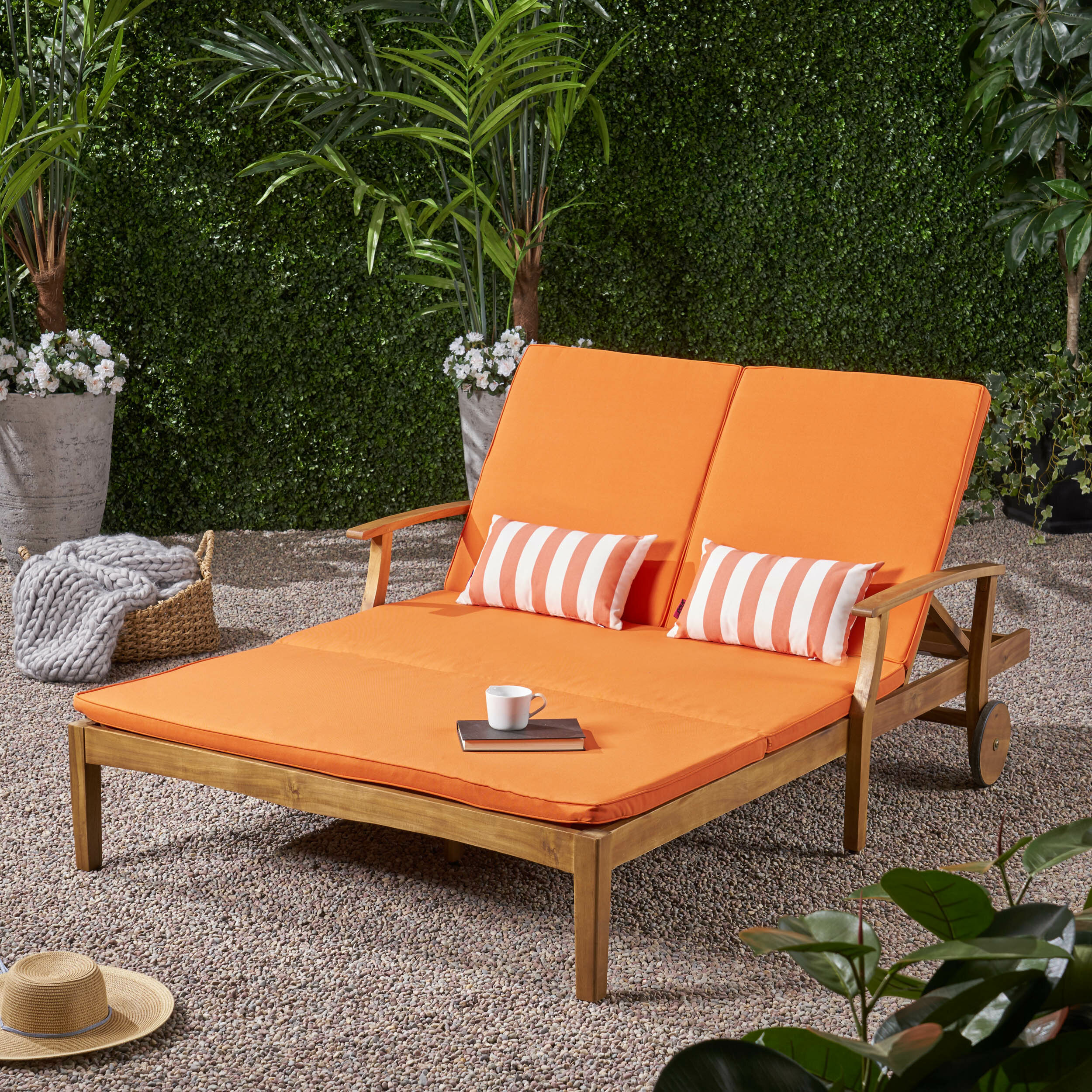 Oversized chaise 2024 lounge outdoor