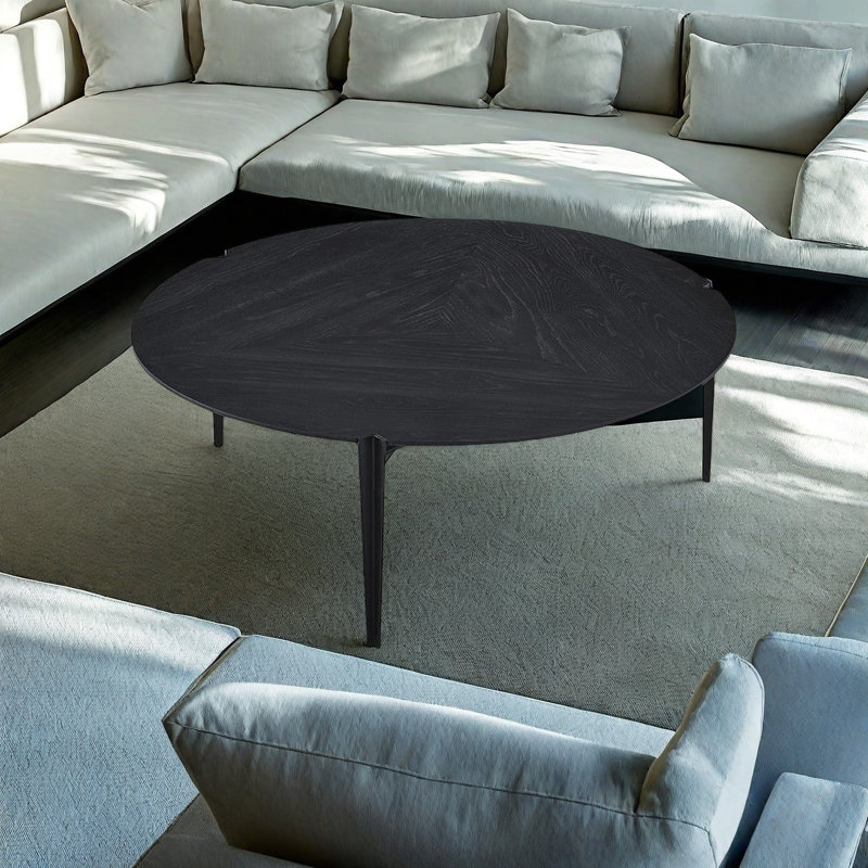 Table basse noire en bois rétro