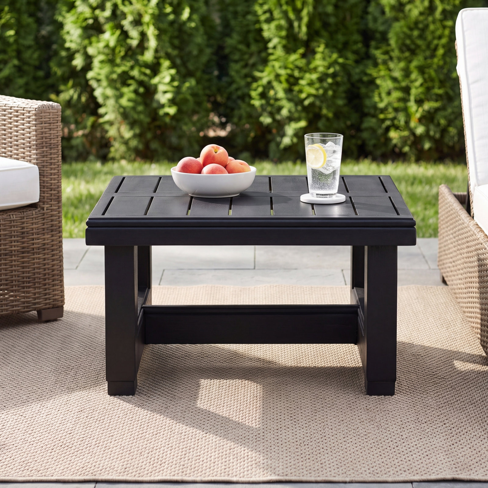 Melrose 24" Patio Side Table