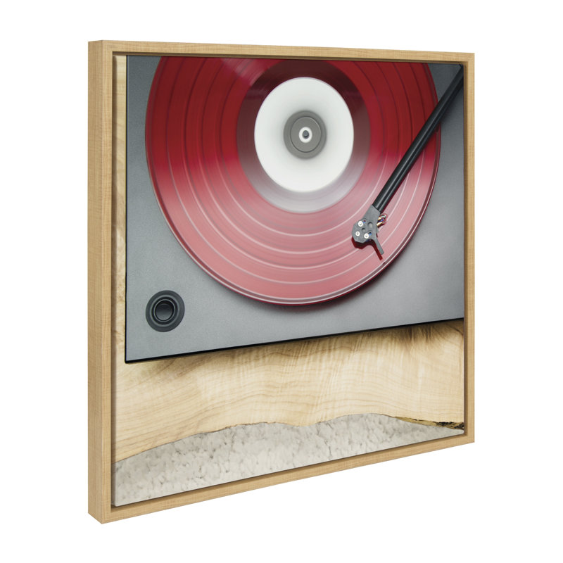 Vinyle rouge par Emiko et Mark Franzen, reproduction d'art sur toile encadrée, H 22 po x l 22 po x P 1,62 po, Naturel