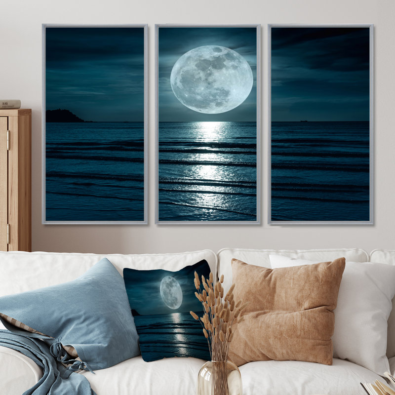 Super Moon Over The Sea I - ensemble d'art mural moderne sur toile encadrée 3, H 28 po x l 36 po, Argent argent