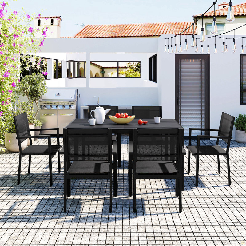 Ensemble de table et chaises d'extérieur en acier