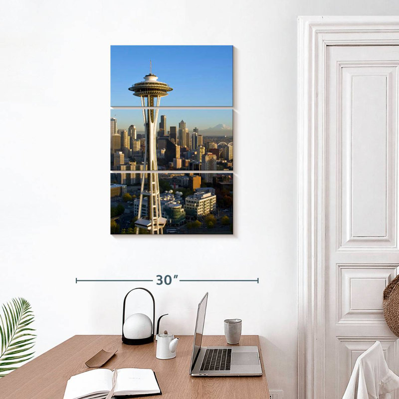Lilie Seattle's Space Needle