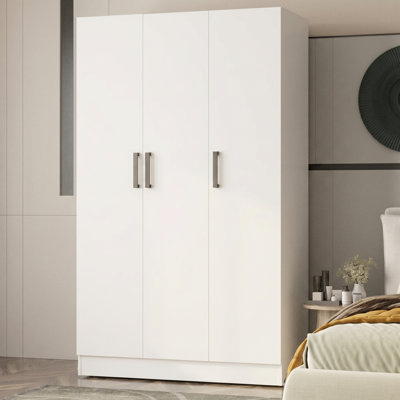  Multi Storage Wardrobe, Armoire with 3 Doors with Ample Storage