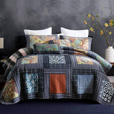 HoneiLife Vortex Black Cotton Handmade Patchwork 3-Piece King Size Quilt Sets