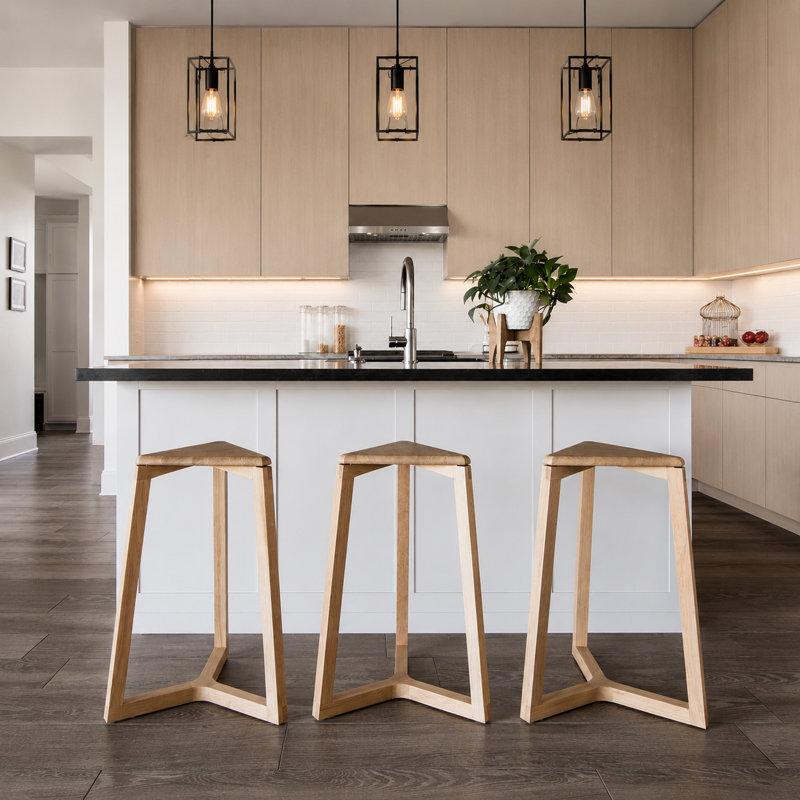 Sweven Bar Stool