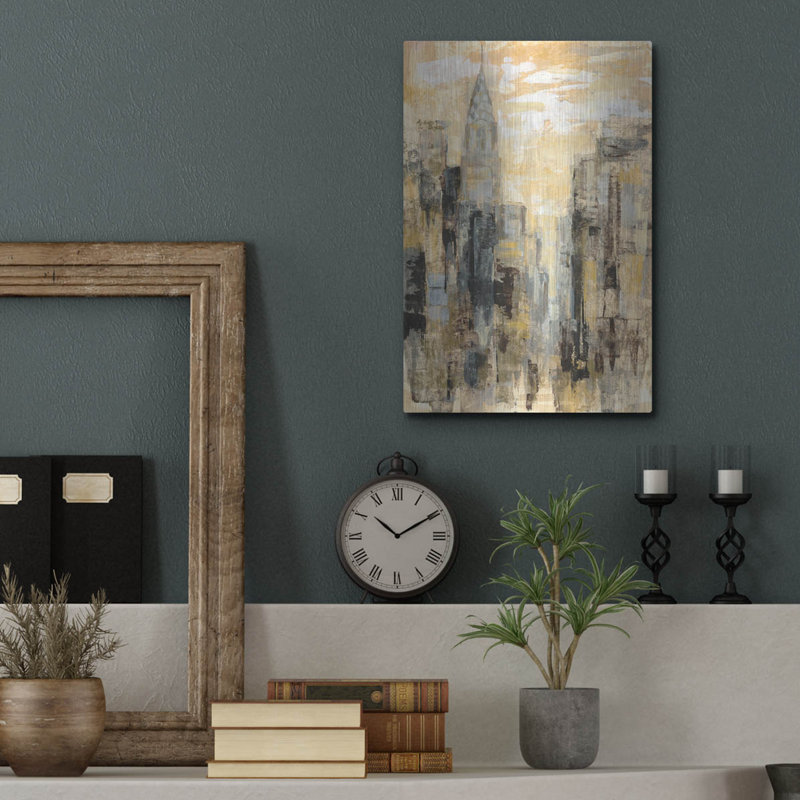 «Manhattan Manhattan and Gold I» par Silvia Vassileva, art mural en métal, H 16 po x l 12 po
