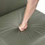 Chaise d'appoint rembourrée en cuir avec dossier vert et dossier en bois massif-1572801980