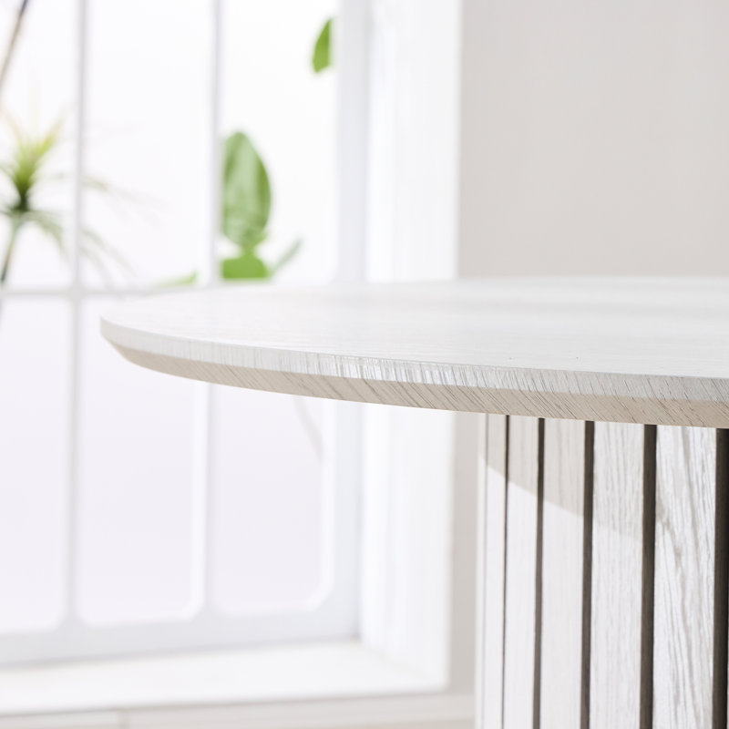 Table minimaliste pour intérieur, design, plateau, hauteur 74,8 cm, solution d'espace pour salon contemporain, en contreplaqué avec finition naturelle chaleureuse, dimensions 85,1 cm, légère, construction robuste, piètement à tréteaux