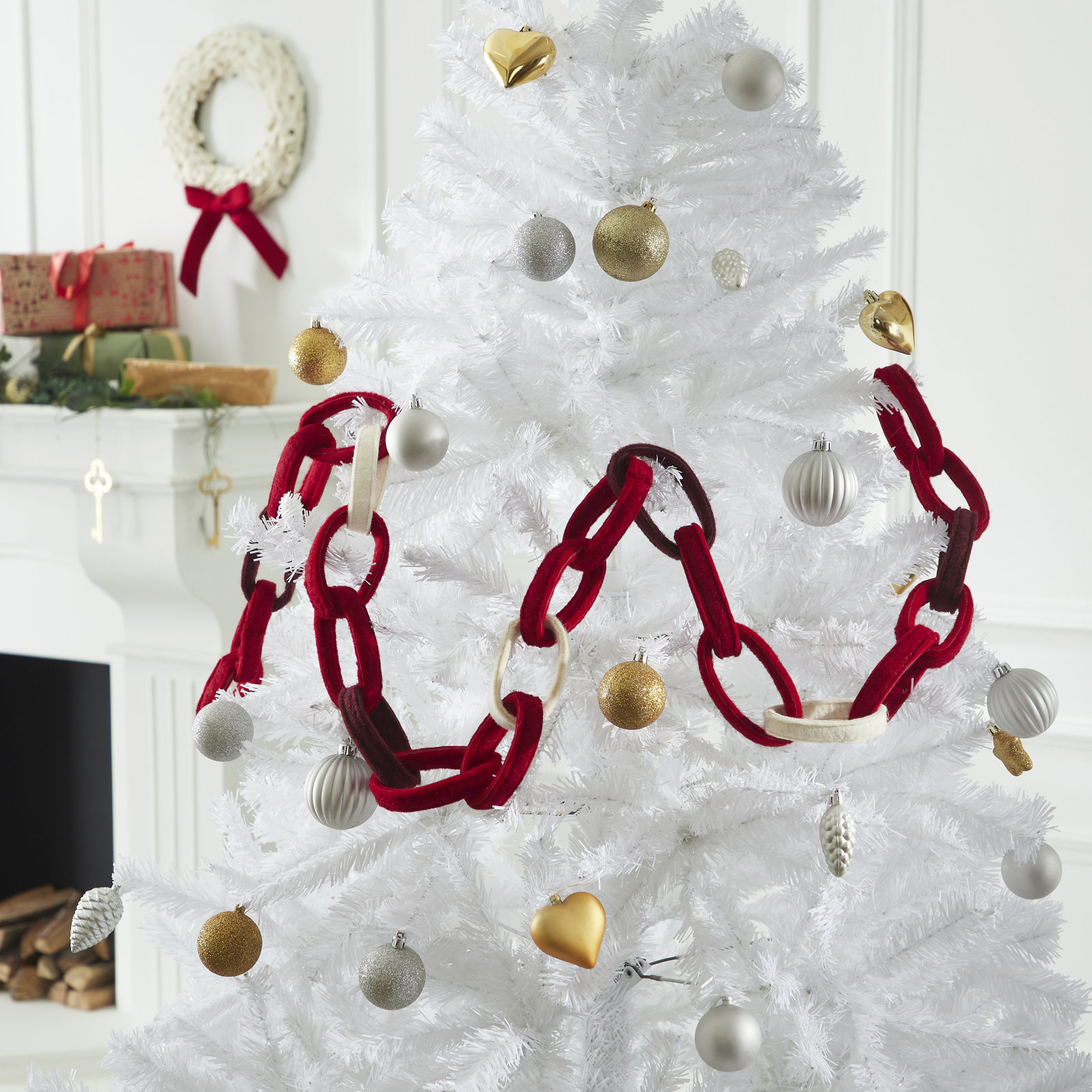 Hand Felted Wool Loop Chain Christmas Garland, Red