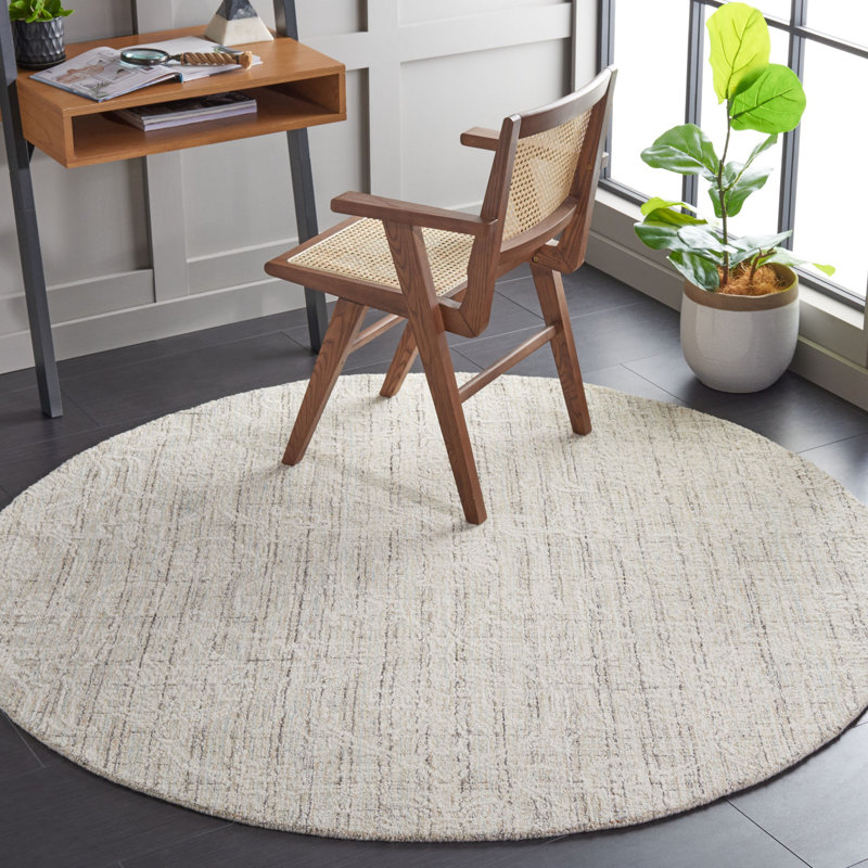 Grayci Hand Tufted Wool Cotton Pet Damask Rug in Ivory/Gray, Round 6'