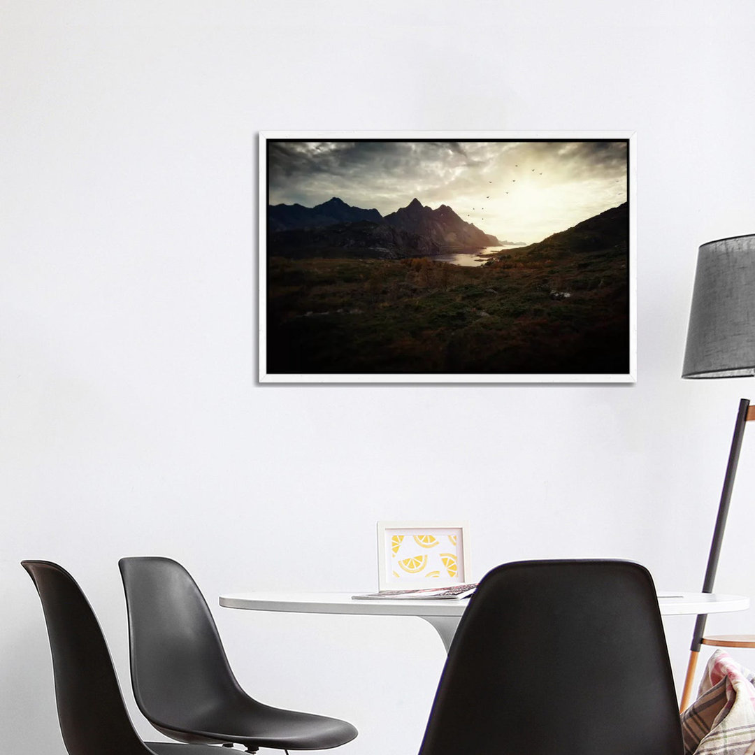 Lofoten, Norwegen III von Andreas Stridsberg - Galerie-umwickelte Leinwand Giclée auf Leinwand