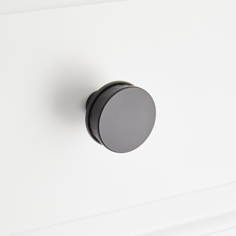 Poignée d'armoire ronde 1-1 / 2 "Lazzara, Matte Black