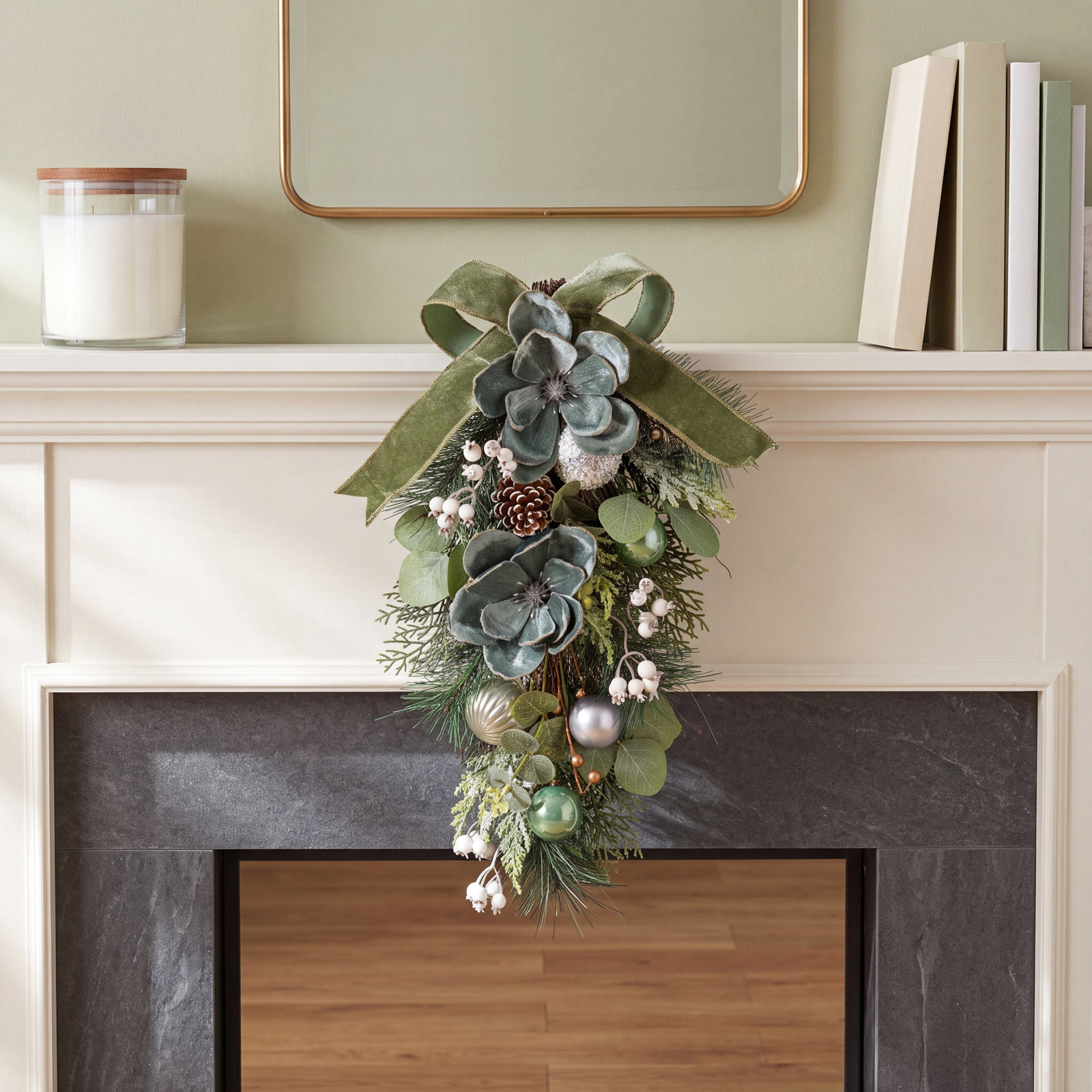 13" Pine Christmas Swag
