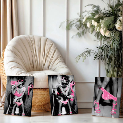 3 pièces d'art mural encadrées, ensemble de 3 décorations murales en toile Pop Art moderne, noir et blanc avec des accents roses, femme élégante avec des lunettes de soleil et des cheveux bouclés, idéal pour le salon, la salle de bain, la décoration contemporaine unique