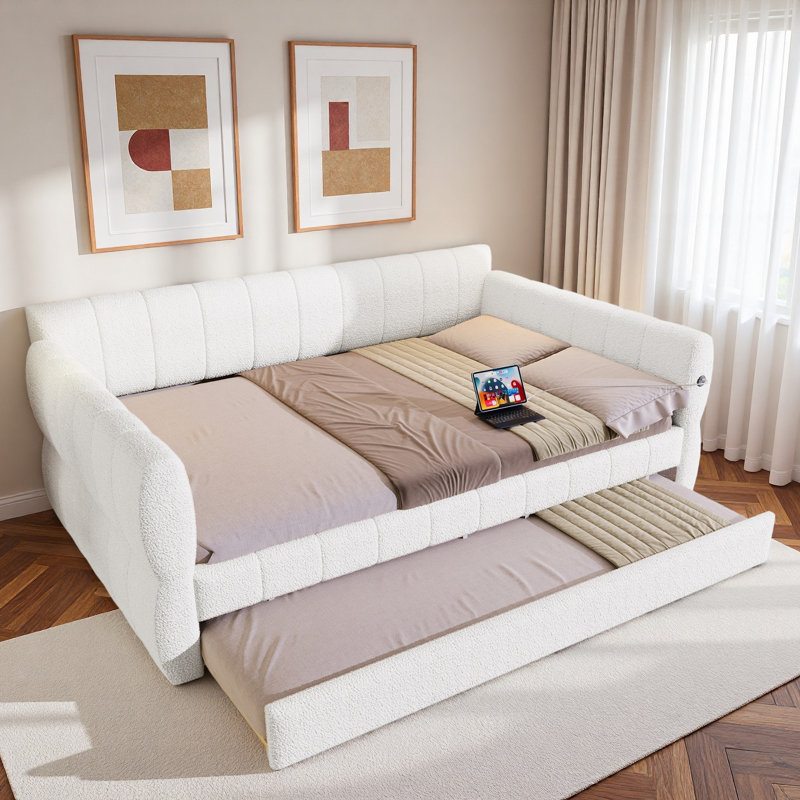 Upholstered Daybed With Usb And Trundle, White