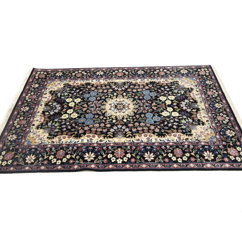 Tapis oriental noir Kirman