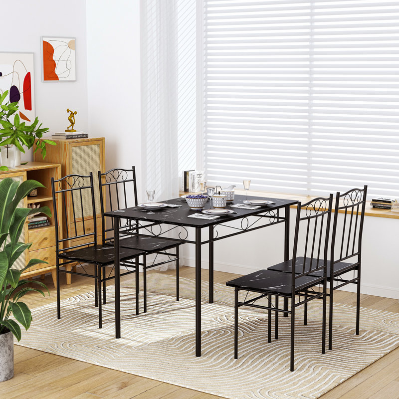 Mowgli 4 - Person Dining Set