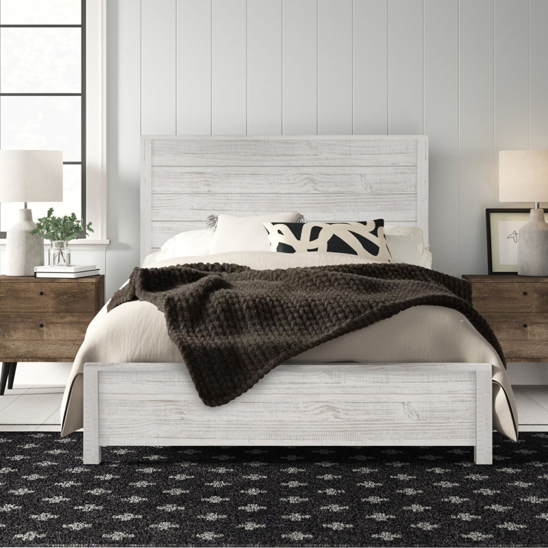 Montauk Bedroom Set, Rustic Off-White, King, 3 Pcs: Bed, 2 Nightstands