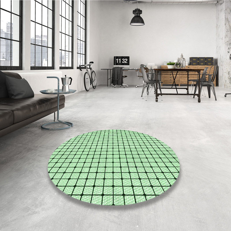 Tapis vert Denicka, Rond 4 pi
