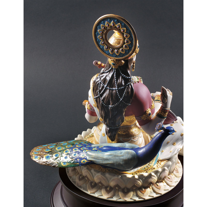 Saraswati Statue