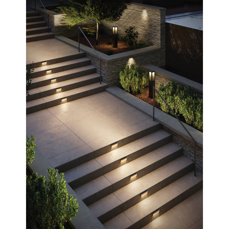 Taper Integrated LED Metal Bollard Light, Bronze