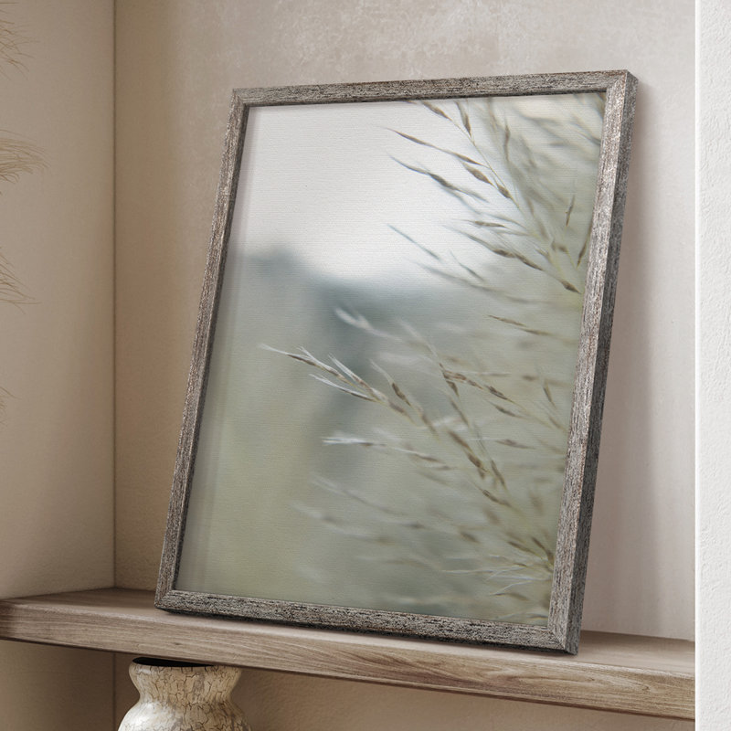 Reproduction encadrée d'herbes subtiles III - bois massif, H 11 po x l 9 po