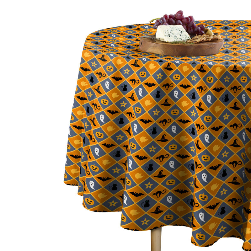 Manningtree Halloween Argyle Round Tablecloth, 90" W x 90" L