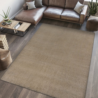 Twyla Classic Solid Low-Pile Machine-Washable Brown Rug