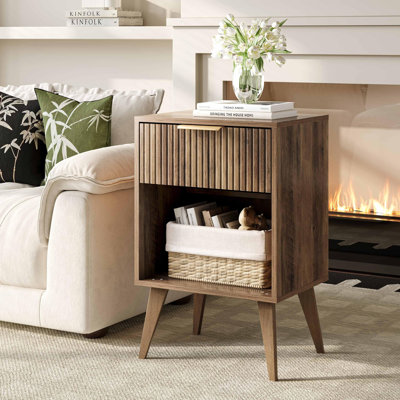 Table de chevet encastrée avec rangement ouvert