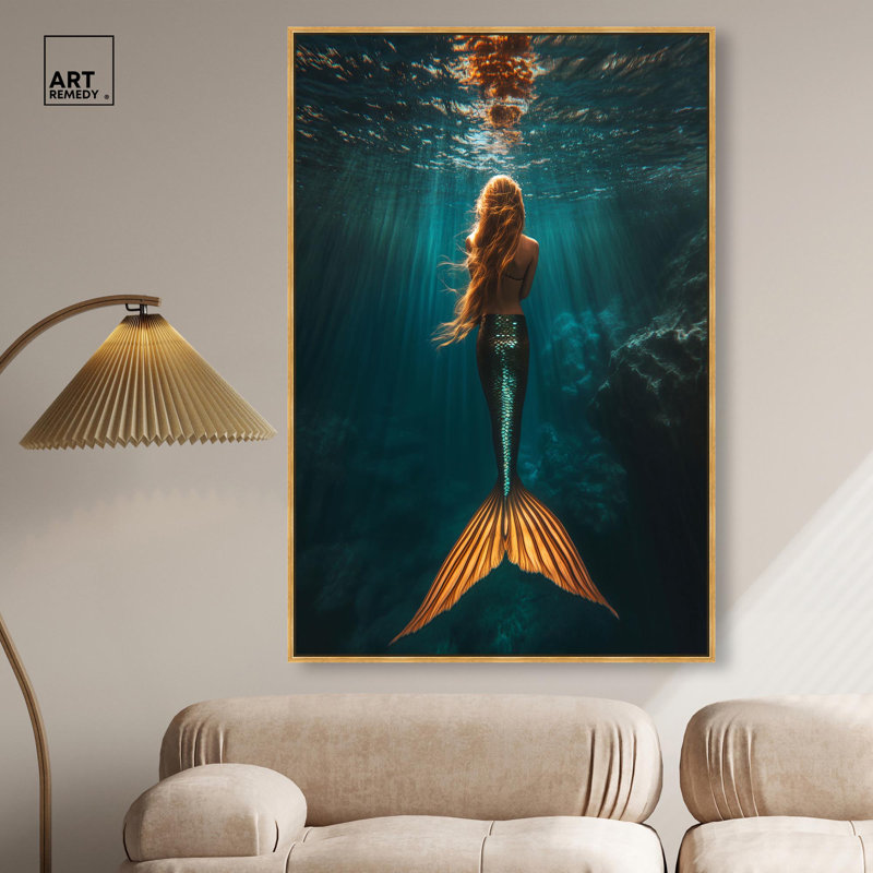 «Mermaid Day» par Art Remedy, H 55 po x l 37 po, Cadre flottant, Or
