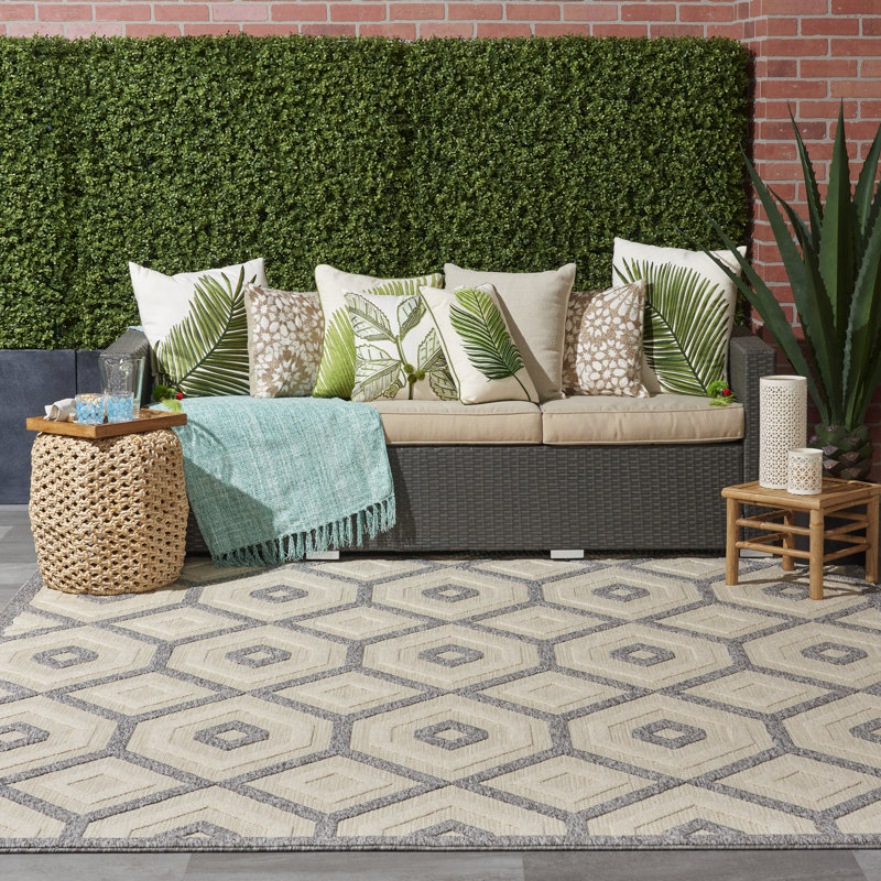 Cozumel Geometric Indoor / Outdoor Area Rug, Rectangle 160 x 221cm