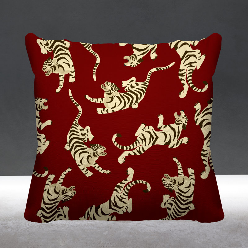 Coussin décoratif intérieur / extérieur Tigger Boho Tiger, L 17 po x H 17 po, Rouge