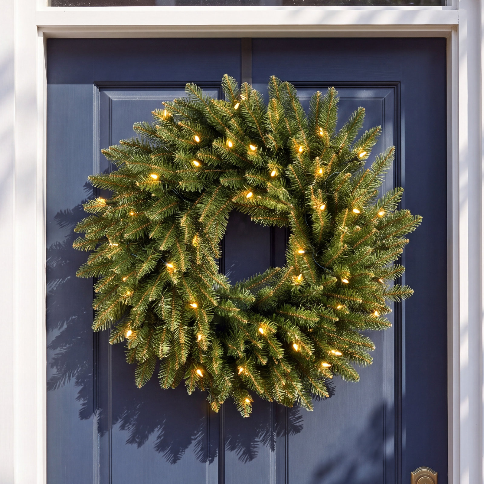 Reena Pre-Lit Christmas Wreath