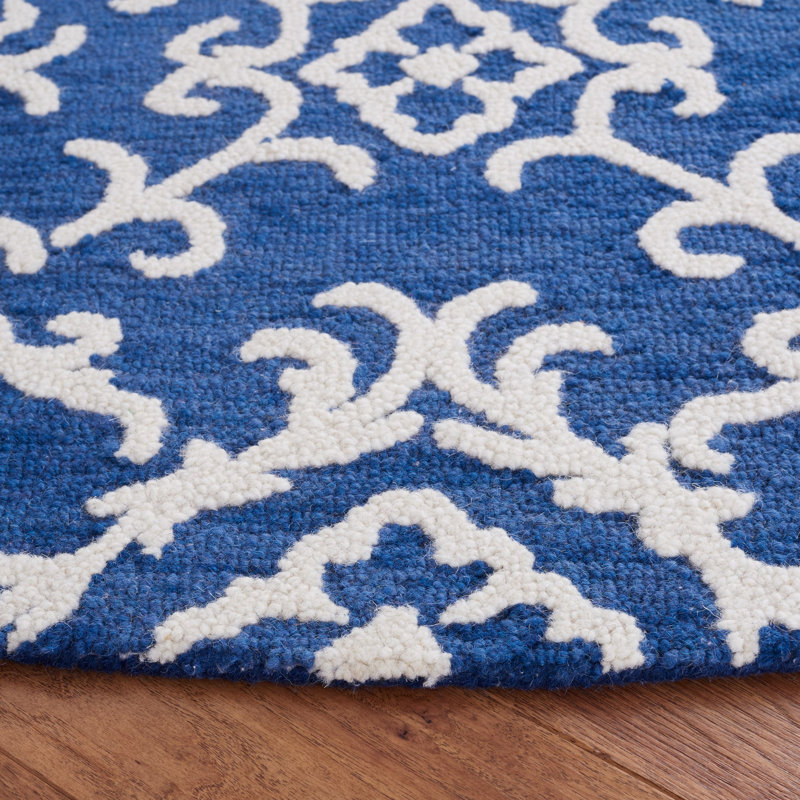 Vicksburg Blossom 104 Area Rug In Navy / Ivory, Round 6'