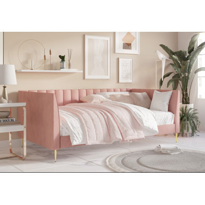Maidste Upholstered Velvet Daybed